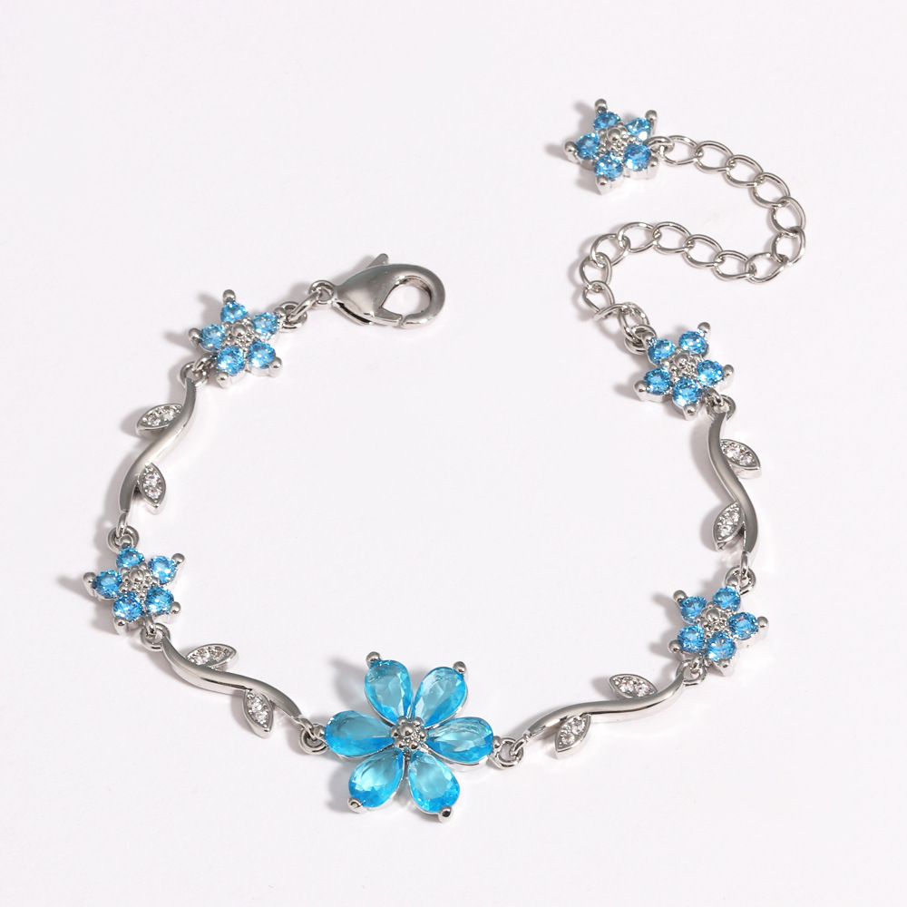 Light-luxury Copper Bracelet With Diamond-inlaid Five-petal Flower And Leavescreative And Versatile