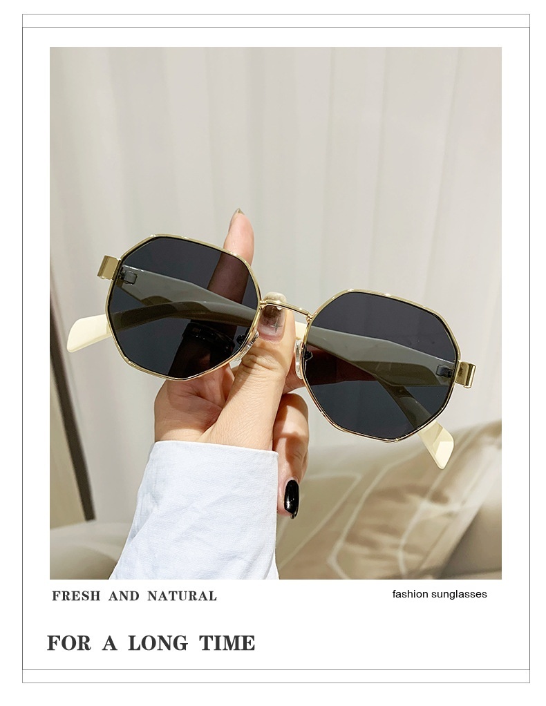 Modern Square Polygon Metal Sunglasses - Image 12