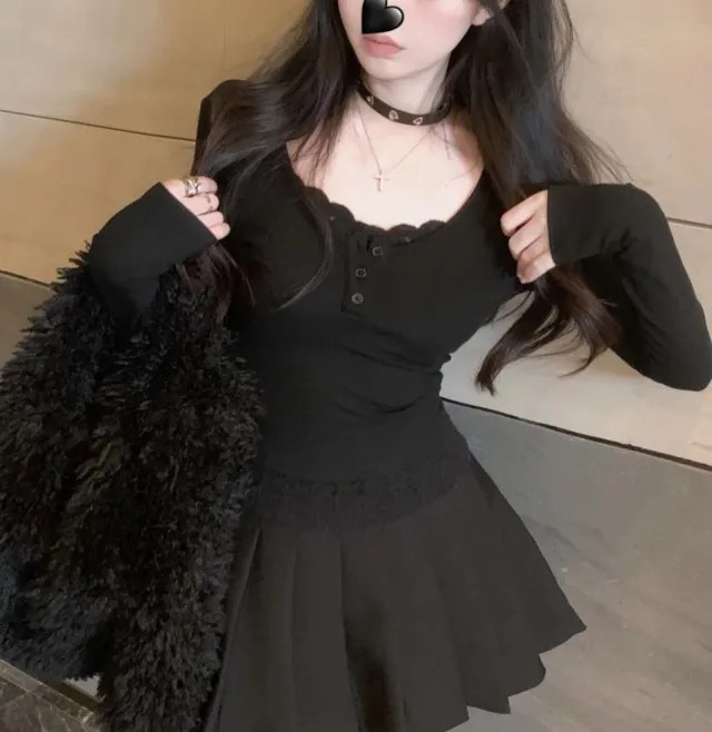Lace Fake Two piece Inner Bottoming Shirt Women's Top Black - Shop at LoveMi
