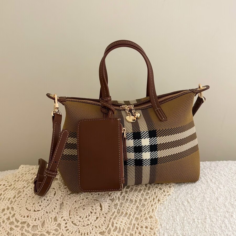 Casual Versatile And Stylish Shoulder Tote Bag