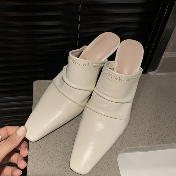 Cowhide Closed Toe Pleated Thin Heel Shoes