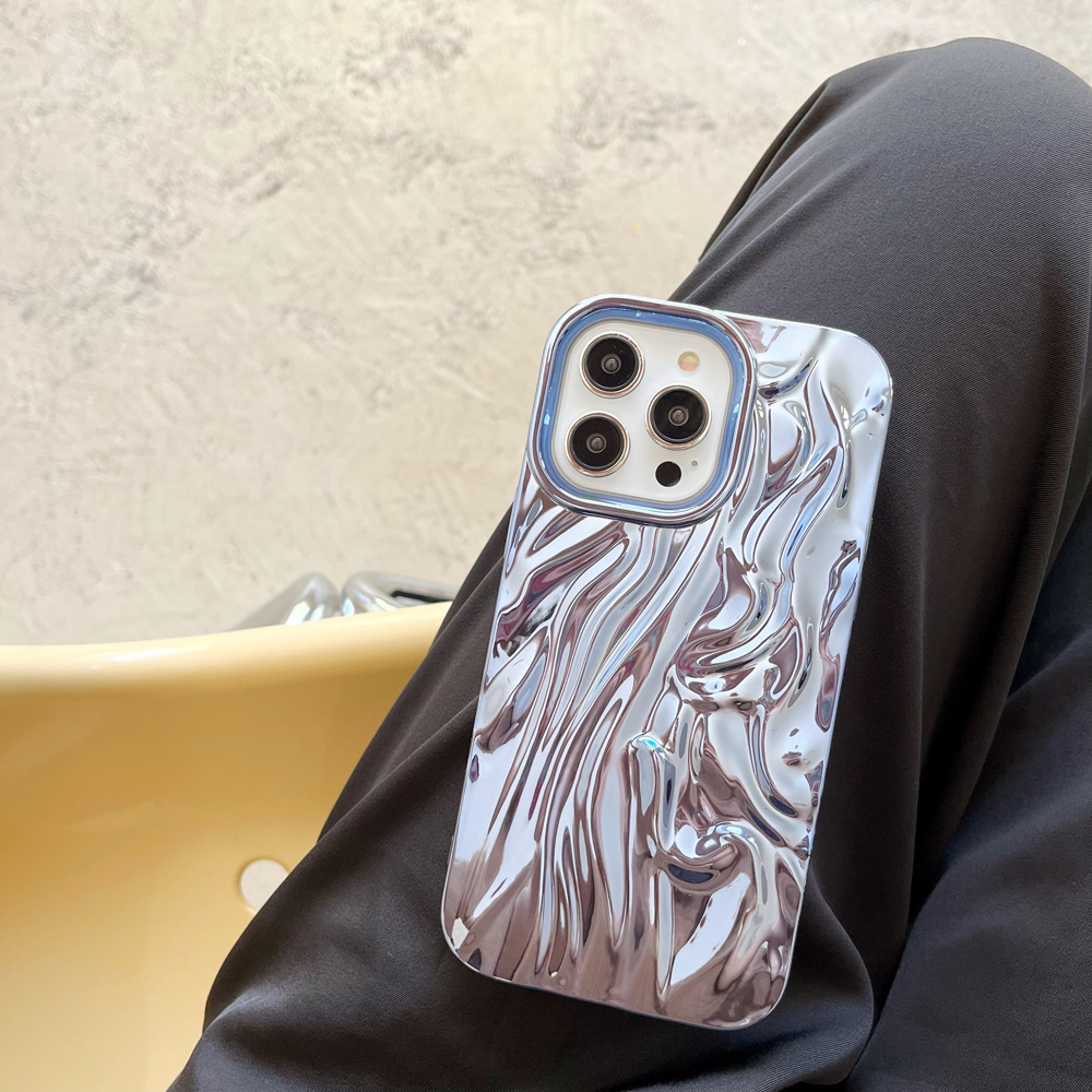 Three-dimensional Pleated Pattern Soft Phone Case - Image 9
