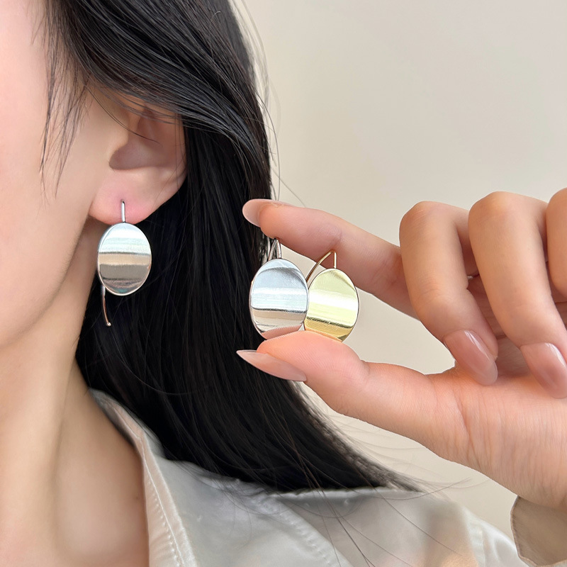 Super Round Fashion Exaggerated Oval Large Sequined Earrings