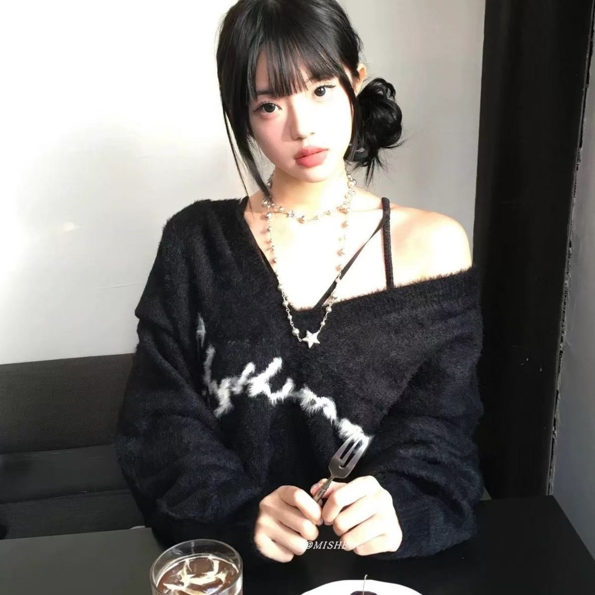 High-End Dual-Layer Starry Sky Pearl Statement Necklace