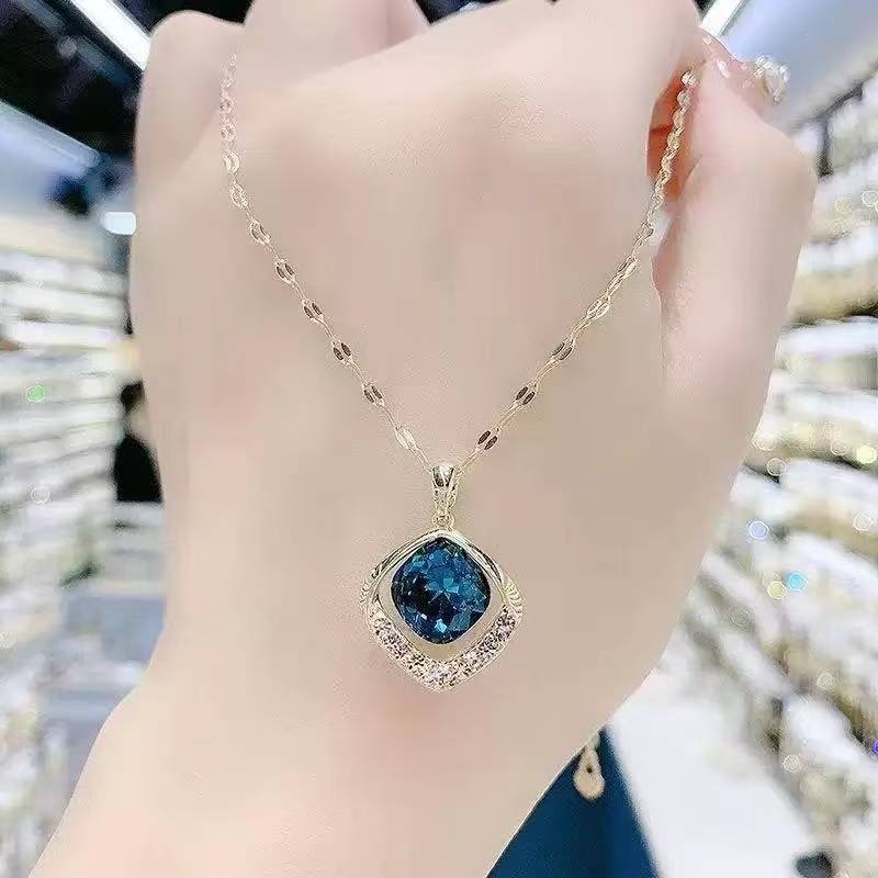 High-end Color Geometric Crystal Necklace