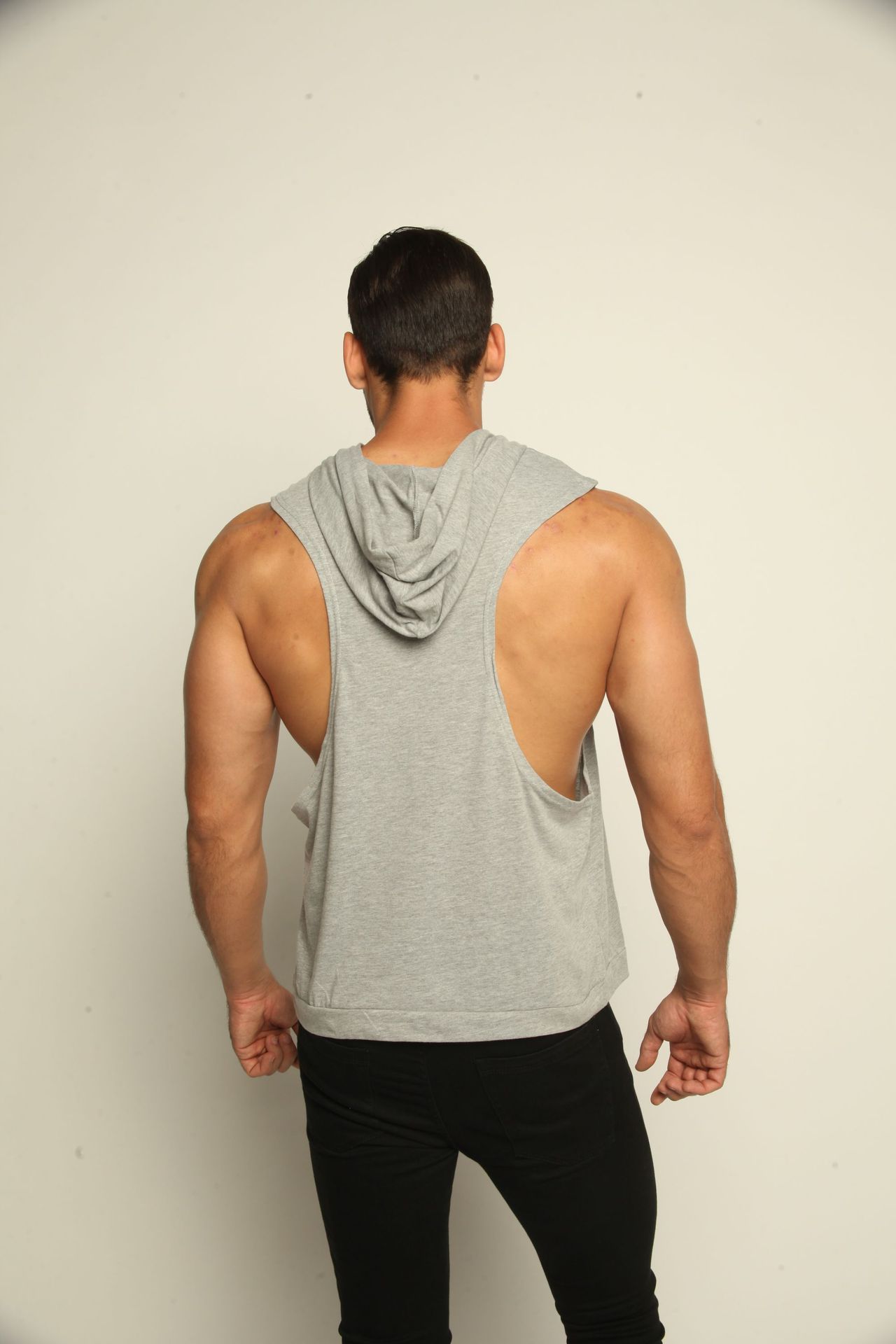 Title 4, Sports style mens hooded sleeveless vest sweater