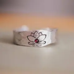 Stylish And Trendy Minimalist Alloy Electroplated Glossy Lotus Ring - Silver - View 1