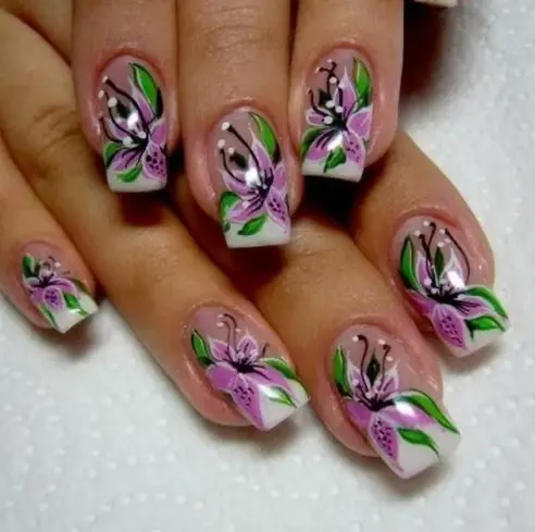 Pastoral Style Nail White French Perfume Lily