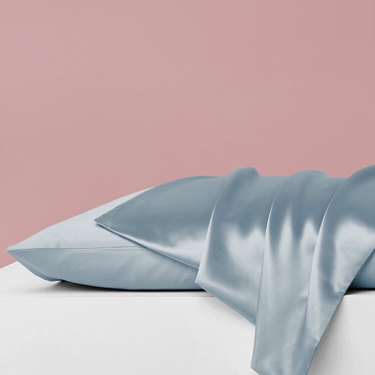 Silk Pillowcase, Zippered, picture 8 of 9