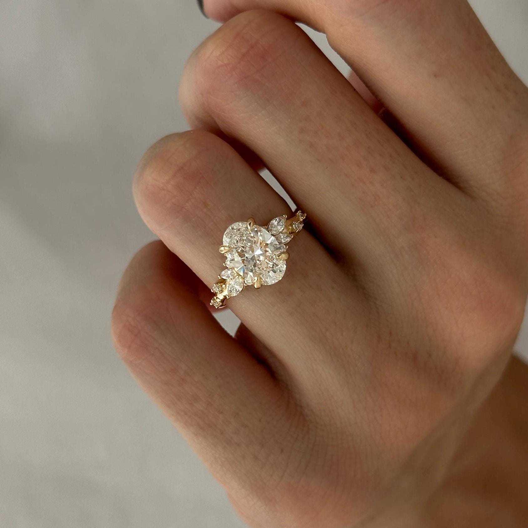 Womens Fashionable Casual Oval Diamond Ring