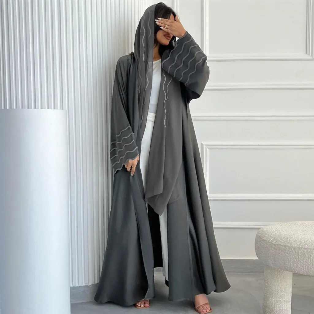Arab Dubai Turkey Exquisite Embroidery Embroidery Coat With Headscarf Two Pieces - Gray