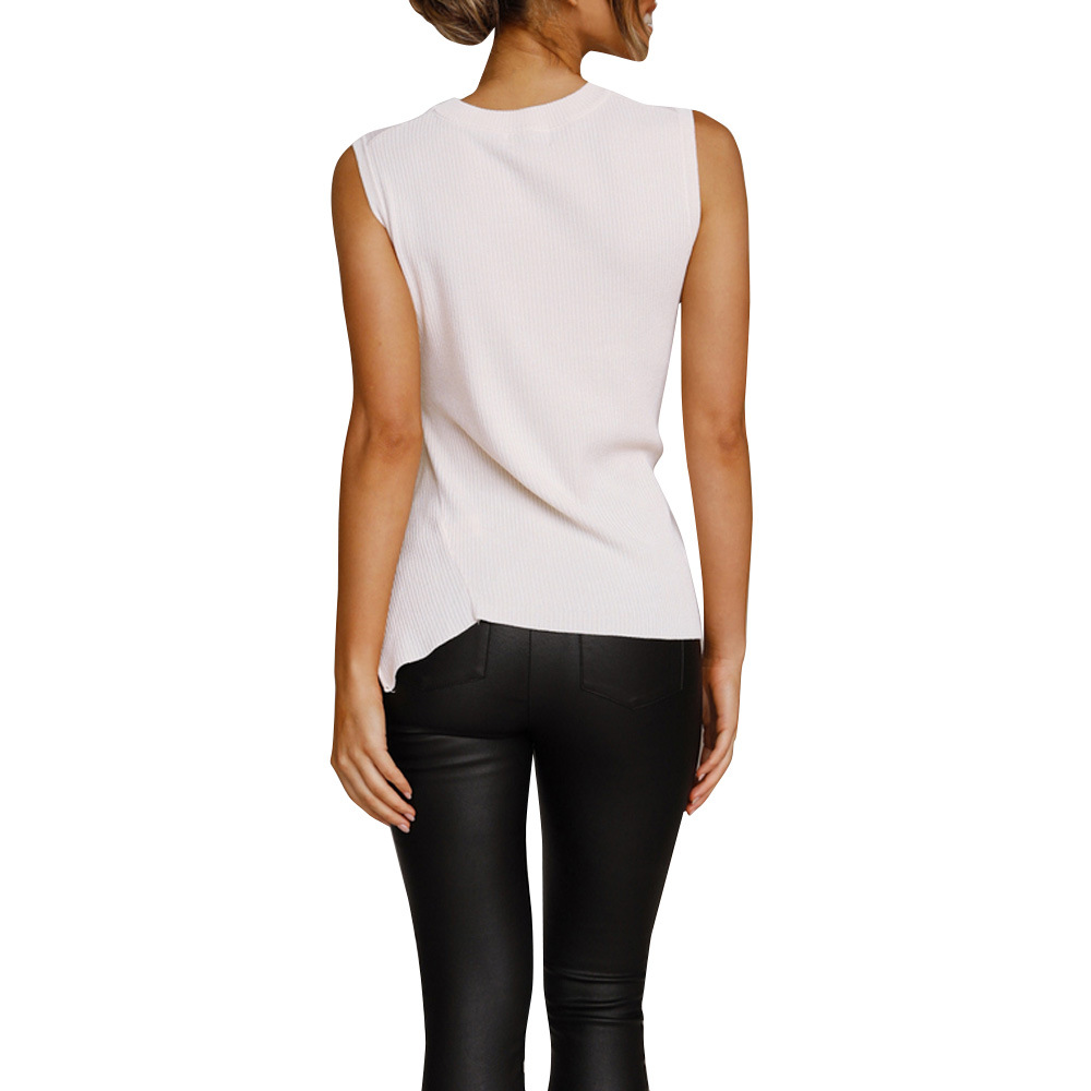 Title 10, Round neck solid color sleeveless top