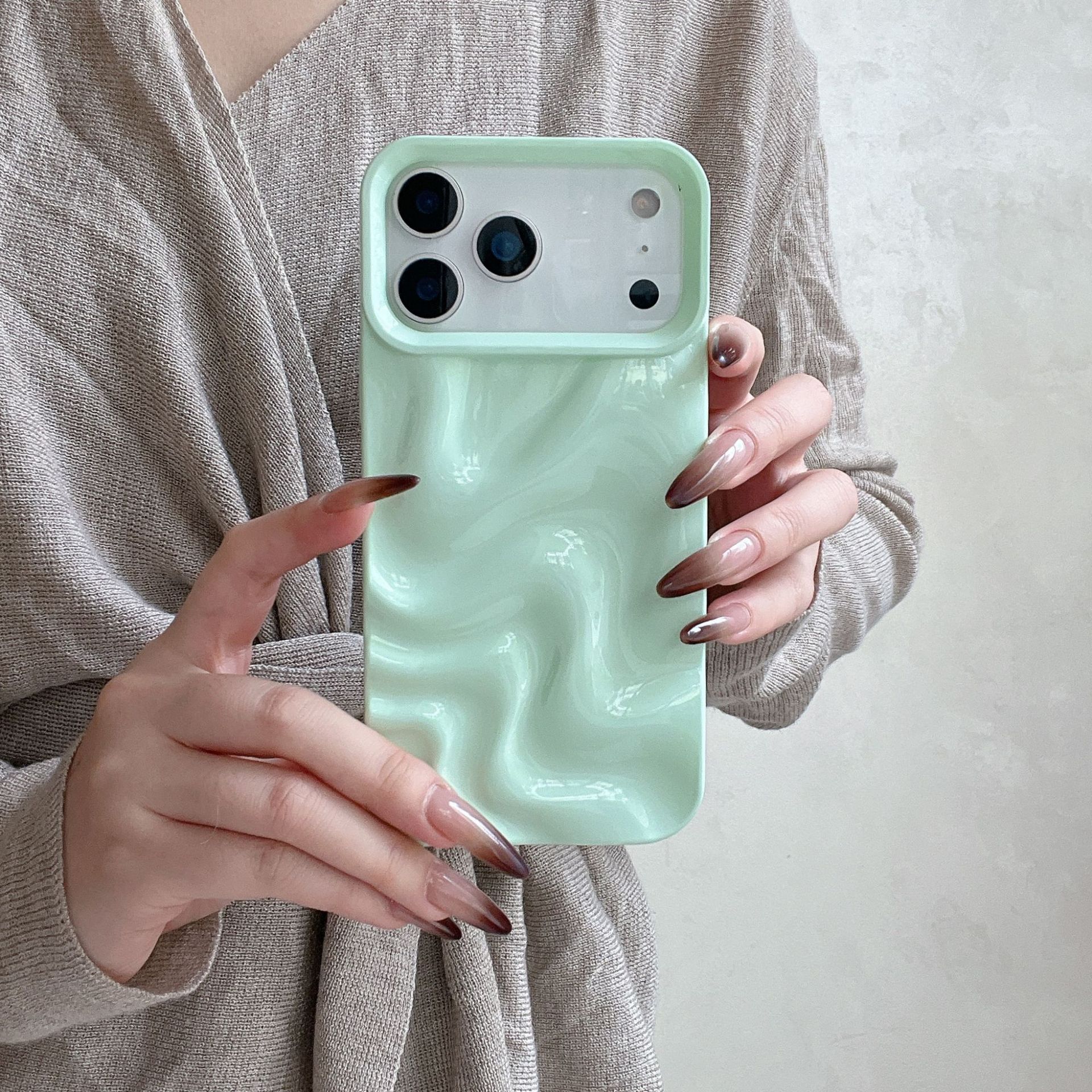 Korean-style Simple Ins Three-dimensional Water Ripple Soft Shell