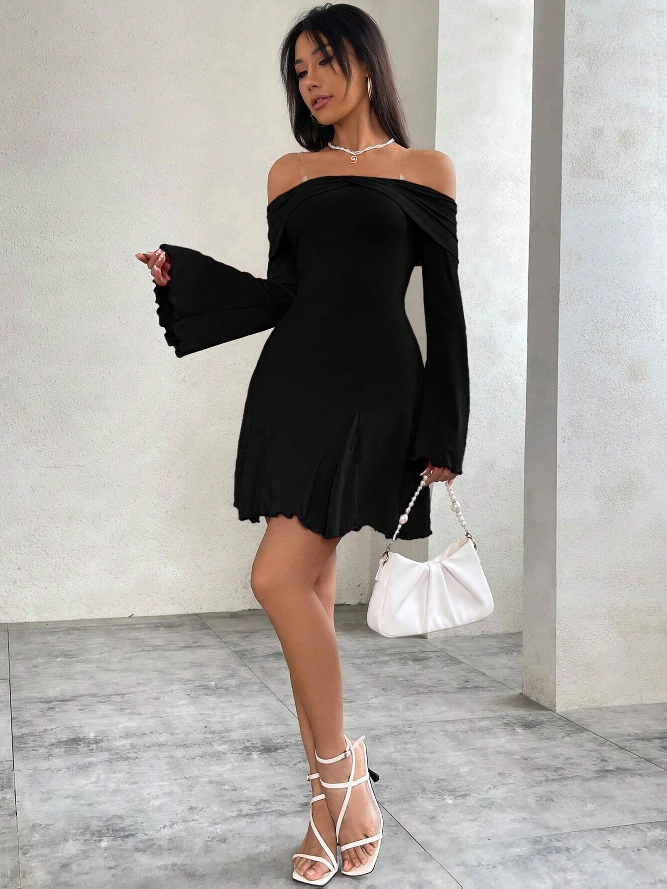 Buy Women's Clothing Online | Buy Trending Dresses for Women