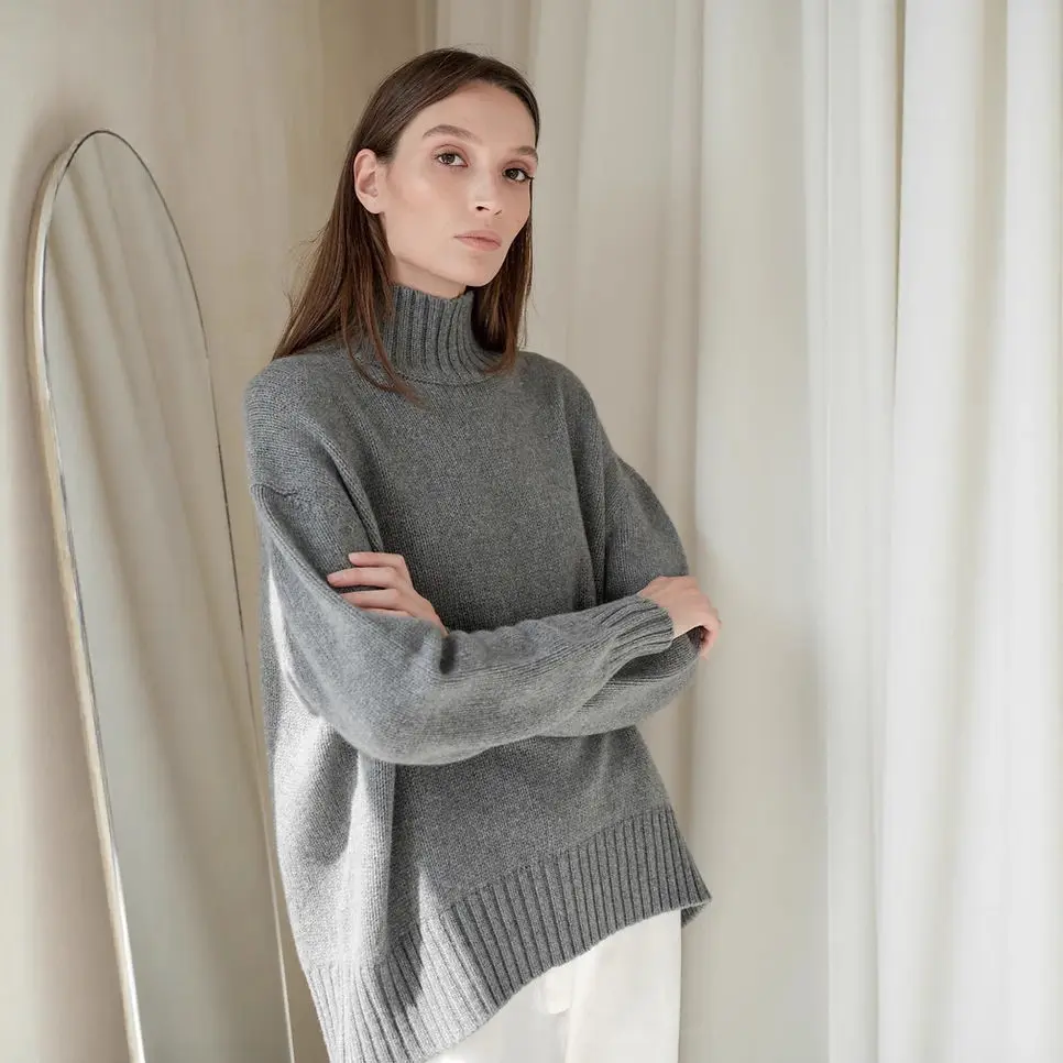 Womens Loose-fitting Knit Sweater