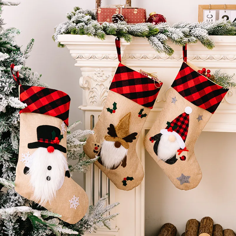Christmas Decorations Red And Black Plaid Affixed Cloth Embroidered Window Pendant – image 2