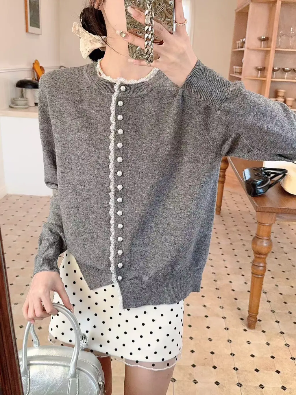 Women's Western Style Youthful-looking Chic Round Neck Long Sleeve Top - Gray