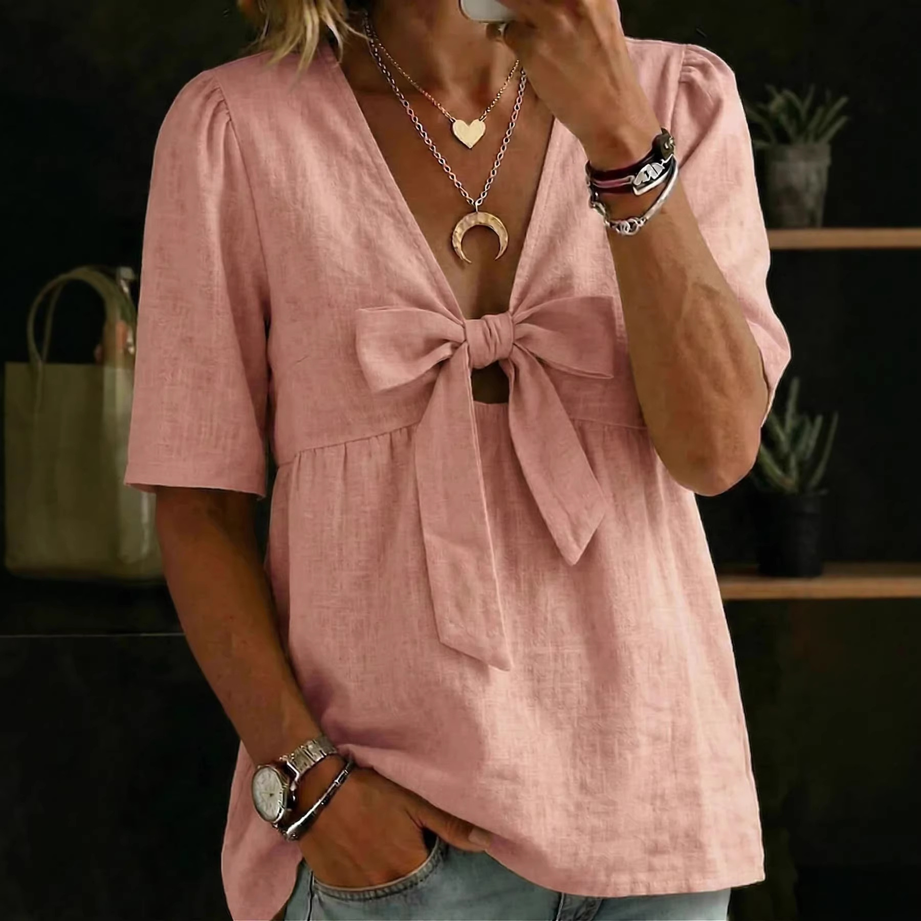 Women's Casual And Versatile V-Neck Top Shirt
