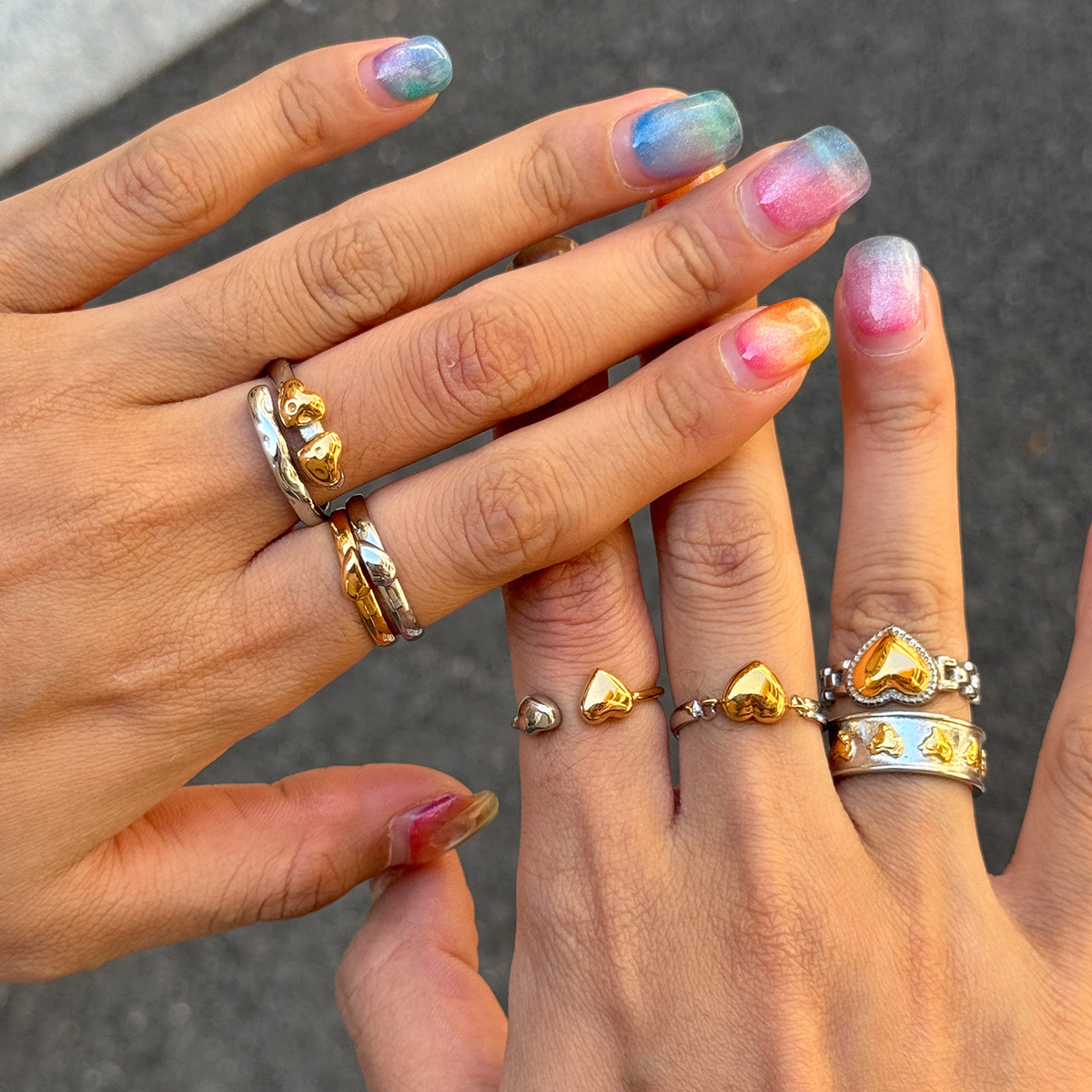 Stainless Steel Heart-Shaped Gold And Silver Two-Tone Ring A Romantic Color-Blocked Gift For Him Or Her