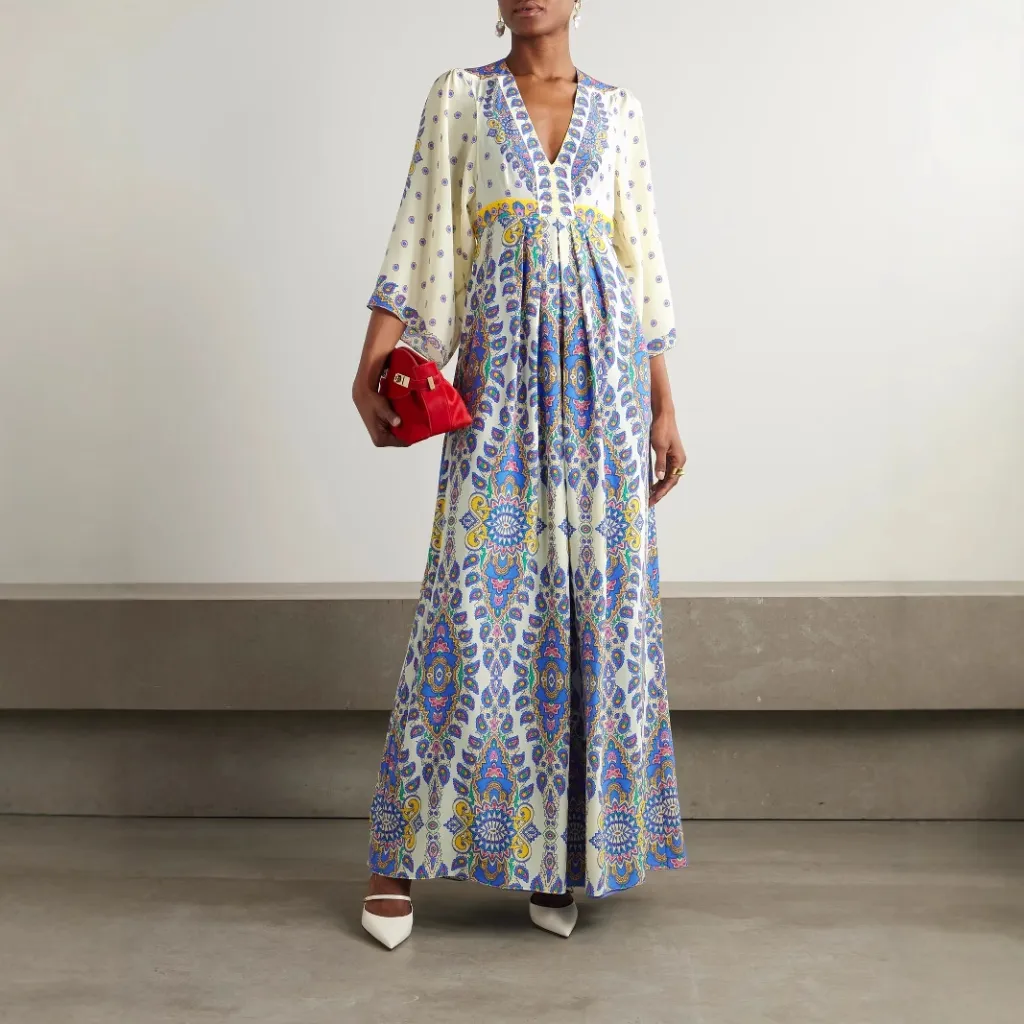 Loose Plus Size Positioning Digital Printed V-neck Maxi Dress