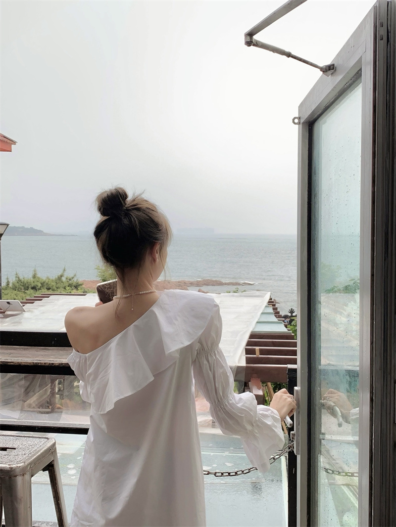 Buy Women's Clothing Online | Buy Trending Dresses for Women