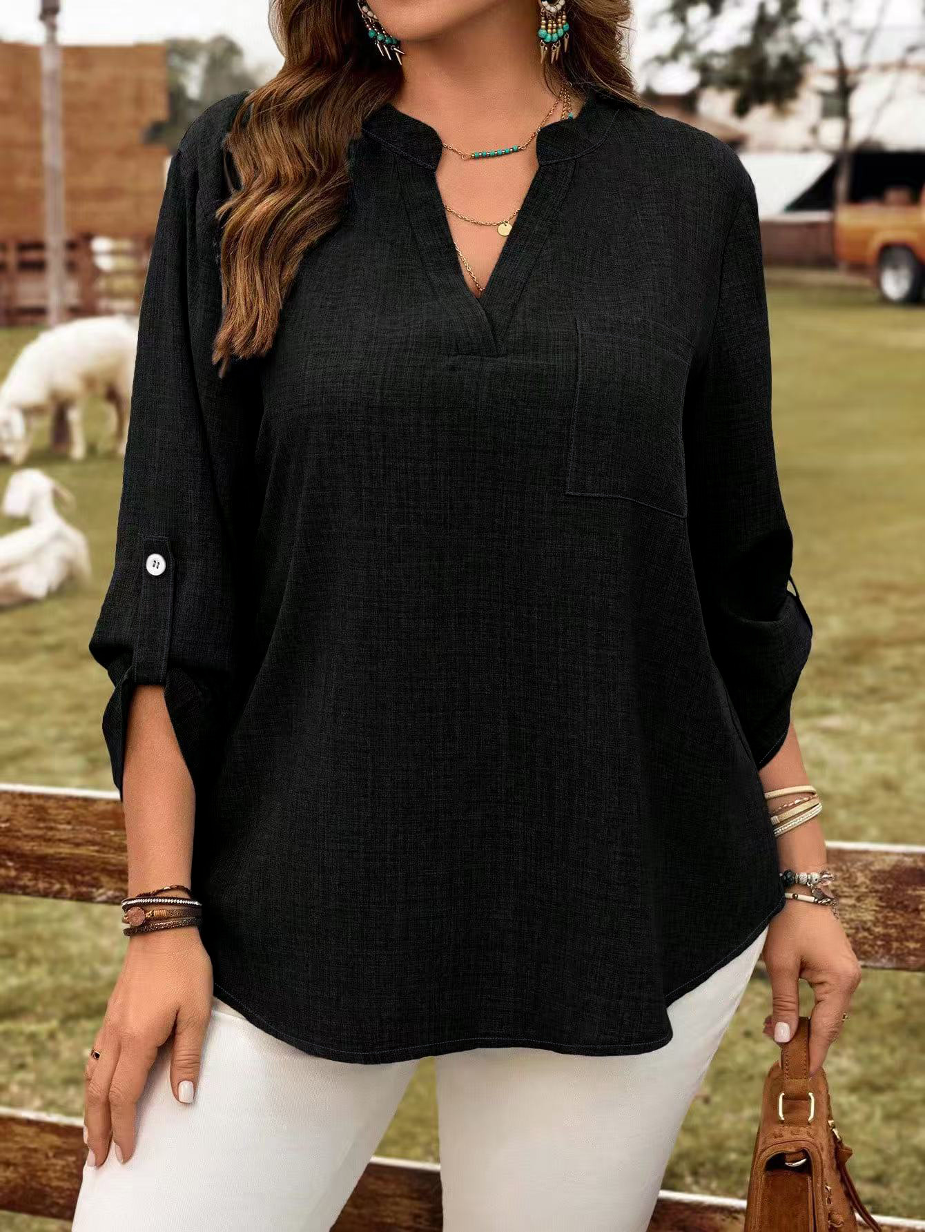 Top holgado de moda con cuello en V, abotonado y color liso. 07a5bba0 2110 4494 90e7 D588096753dd