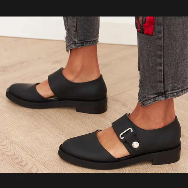 Spring Leisure Low Heel Square Heel Round Head Buckle Oversized Shoes Black - Shop at LoveMi