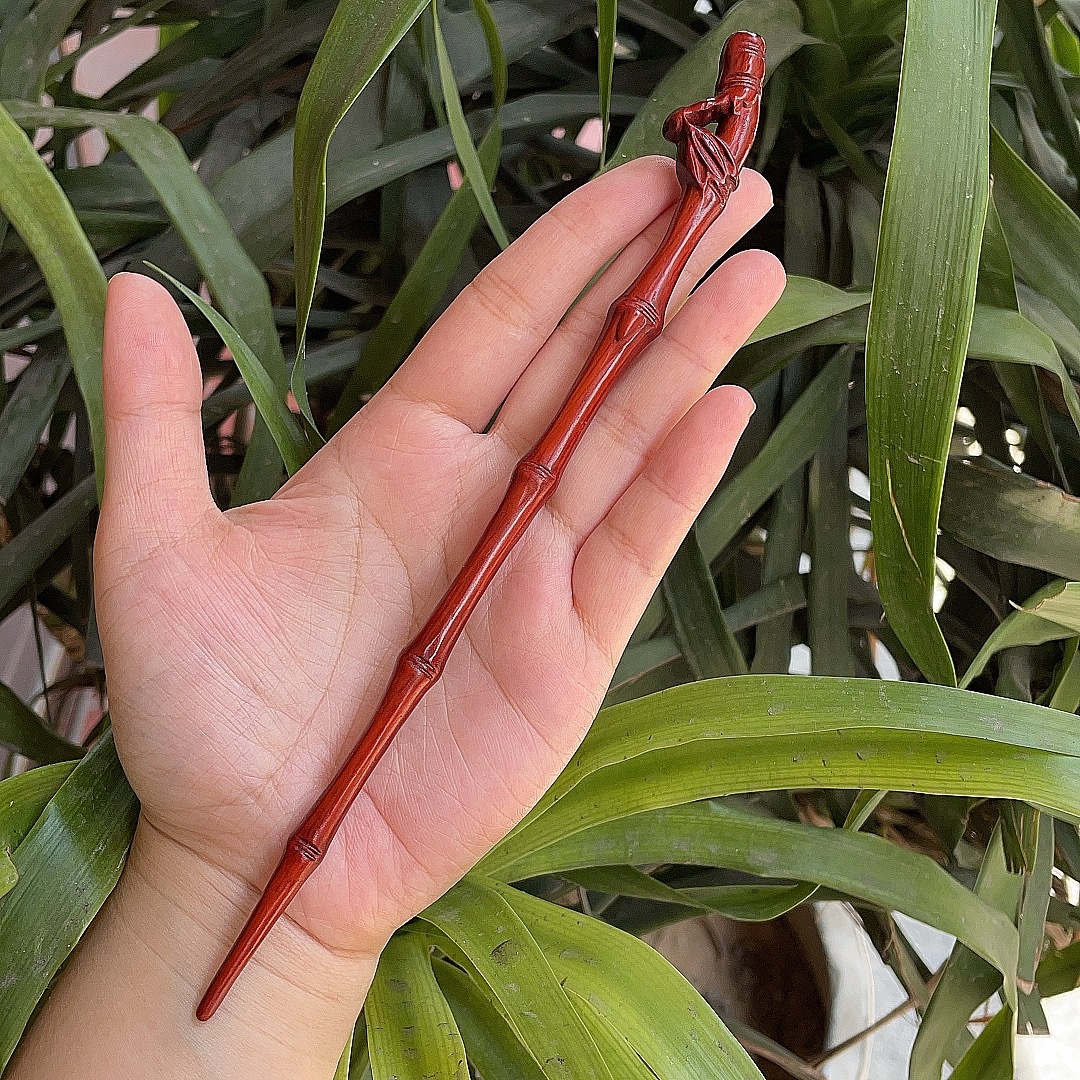 Ebony Antique Carved Hairpin 19