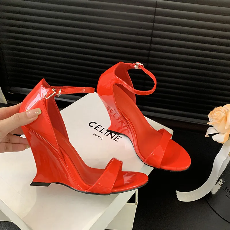Summer Round Toe Fashion Wedge Sandals Ankle-strap Buckle Patent Leather High Heels - Red