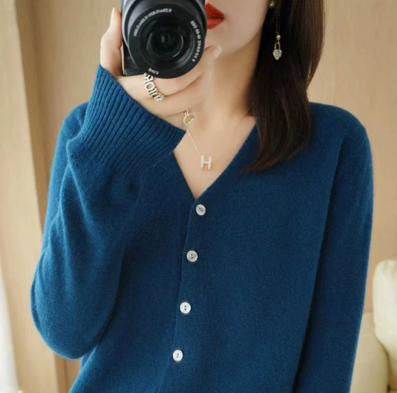 https://cf.cjdropshipping.com/quick/product/085b07ff-61d7-43bf-a50a-79d69c207422.jpg