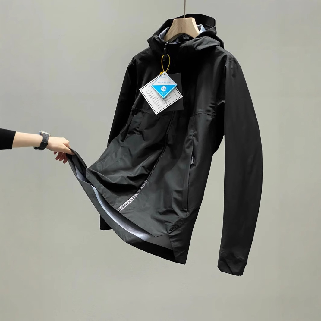 High-end Mens Outdoor Shell Jacket