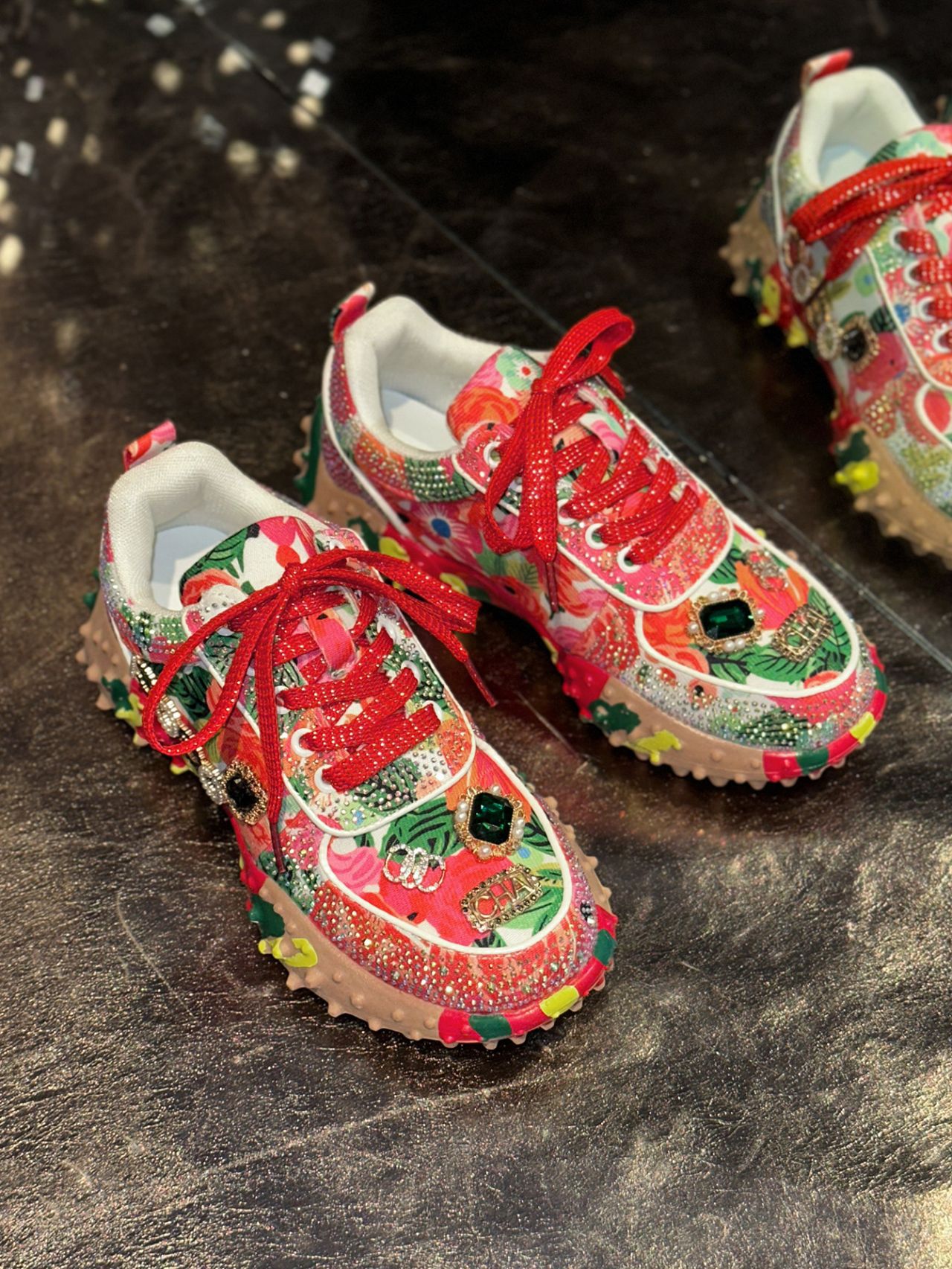 Women's Rhinestone Durian Shoes Casual Sneakers — sole detail 1