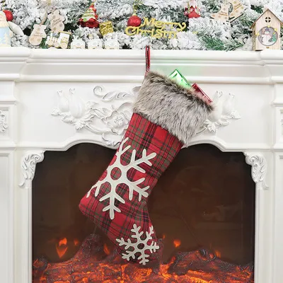 Standard style Christmas Gift Bags Christmas Ornaments Gauze Plush Stockings Snowflake Green Grid - Shop at LoveMi