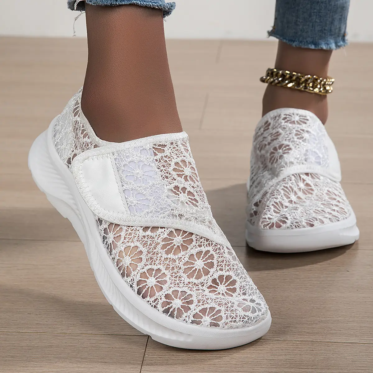 Women's Fashionable Versatile Mesh Breathable Shoes
