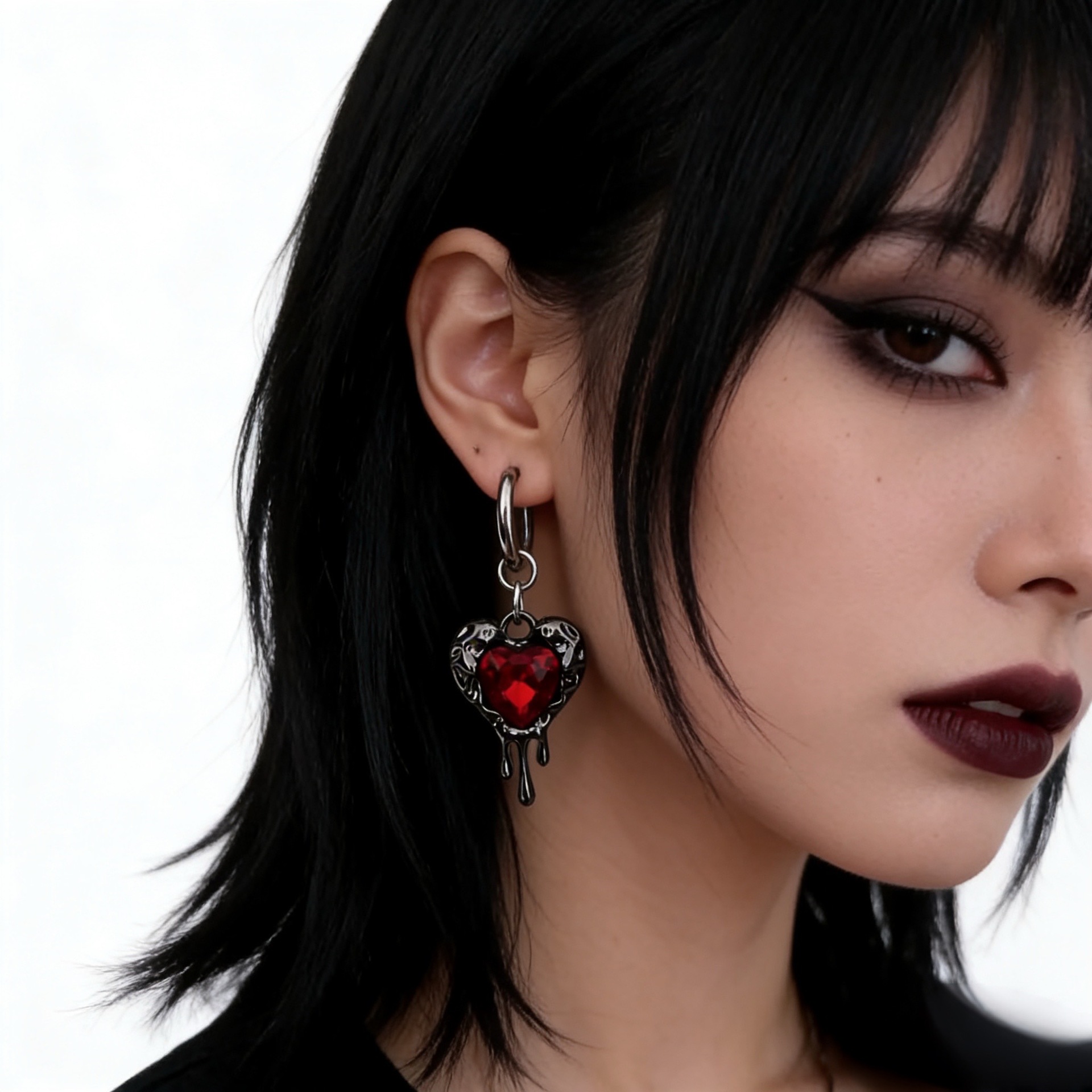 Cercei Inimă Roșie din Oțel Inoxidabil - Gothic Retro Y2K Style Dangle Pendant Jewelry for Women