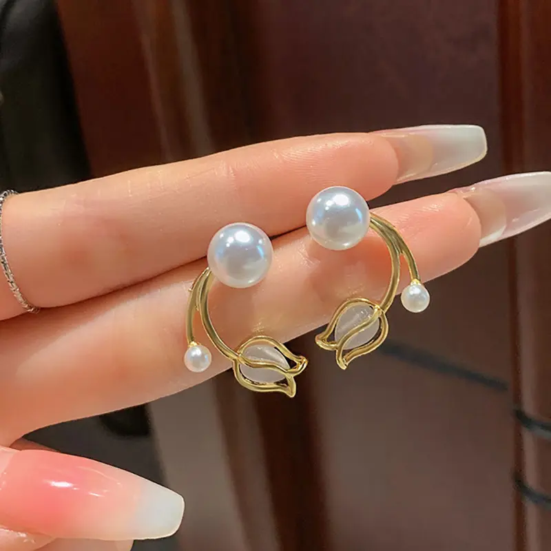 Sterling Silver Needle Tulip Stud Earrings