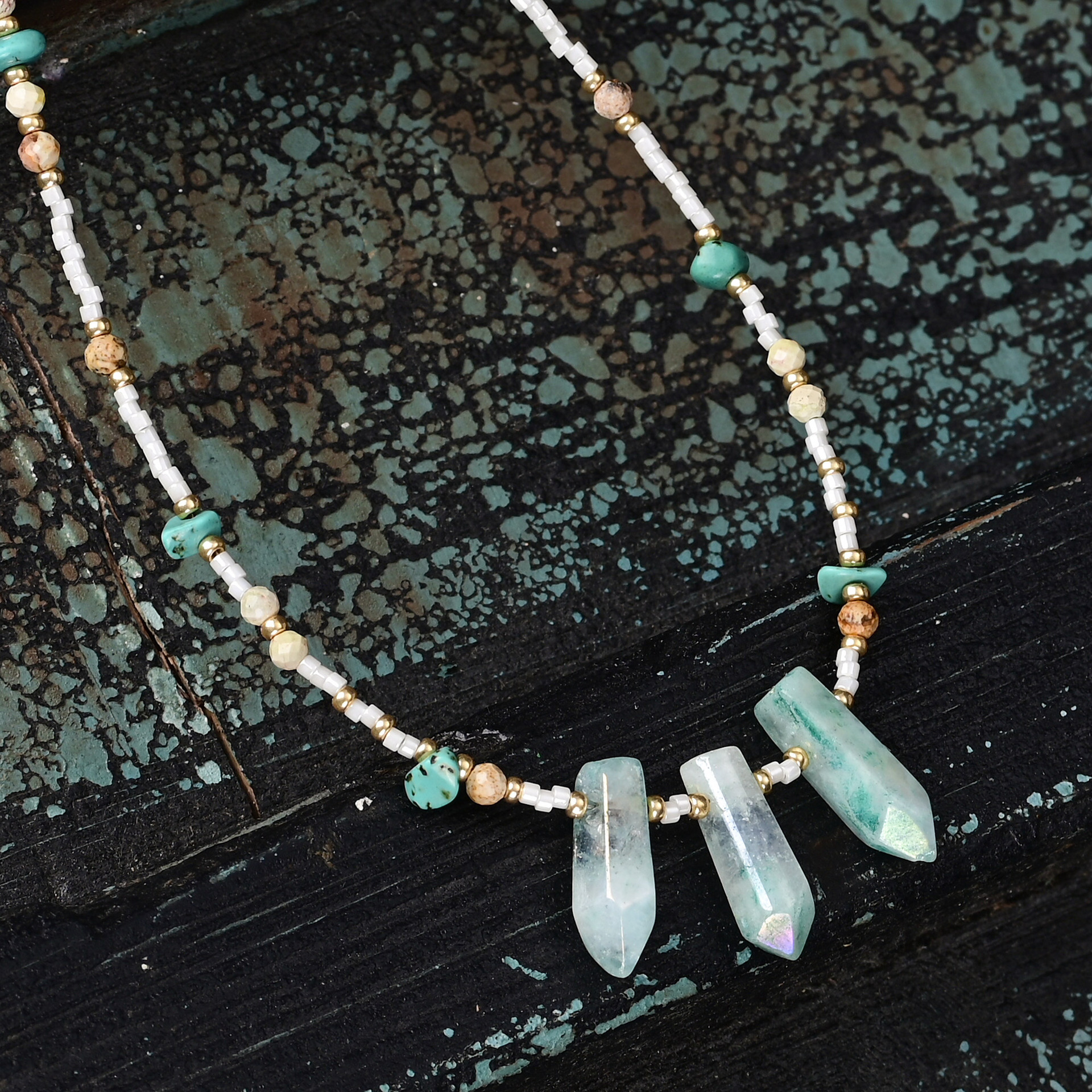Ice-tipped Crystal Hand-beaded Clavicle Necklace