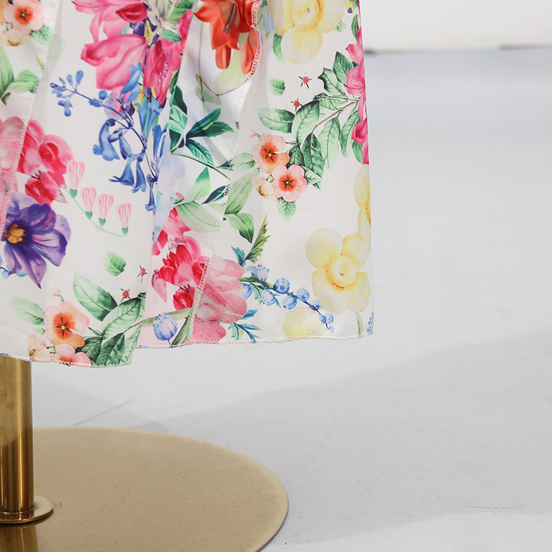 Buy Women's Clothing Online | Buy Trending Dresses for Women