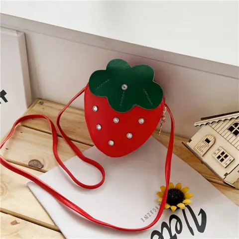 Girls Cute Strawberry Cross-body Men and Women Baby Coin
