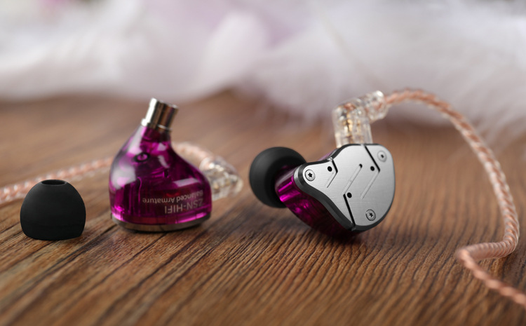 Can Changeover In-ear Headphones - Image 10
