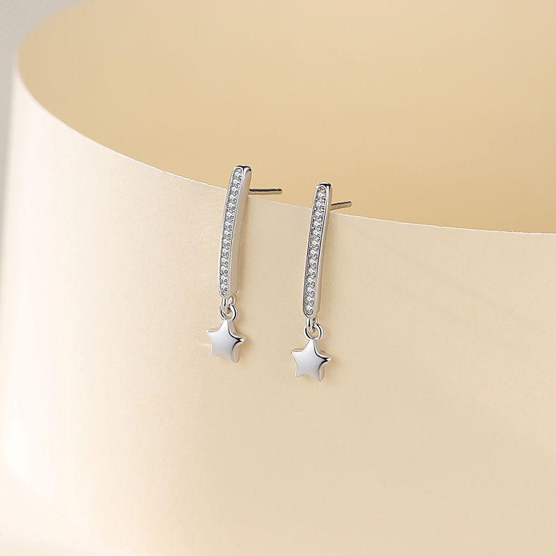 Women's Korean-style Minimalist Creative Rhinestone Earrings