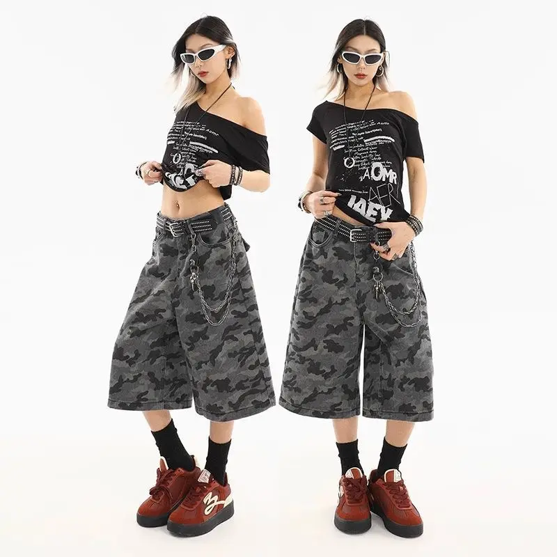 Retro Camouflage Cropped Denim Shorts