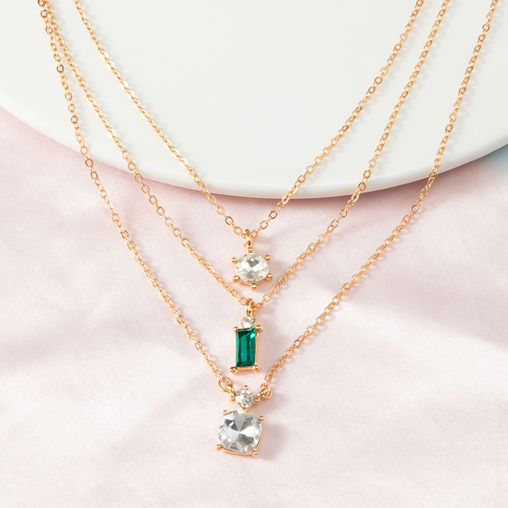 European And American Simple Square Zircon Necklace