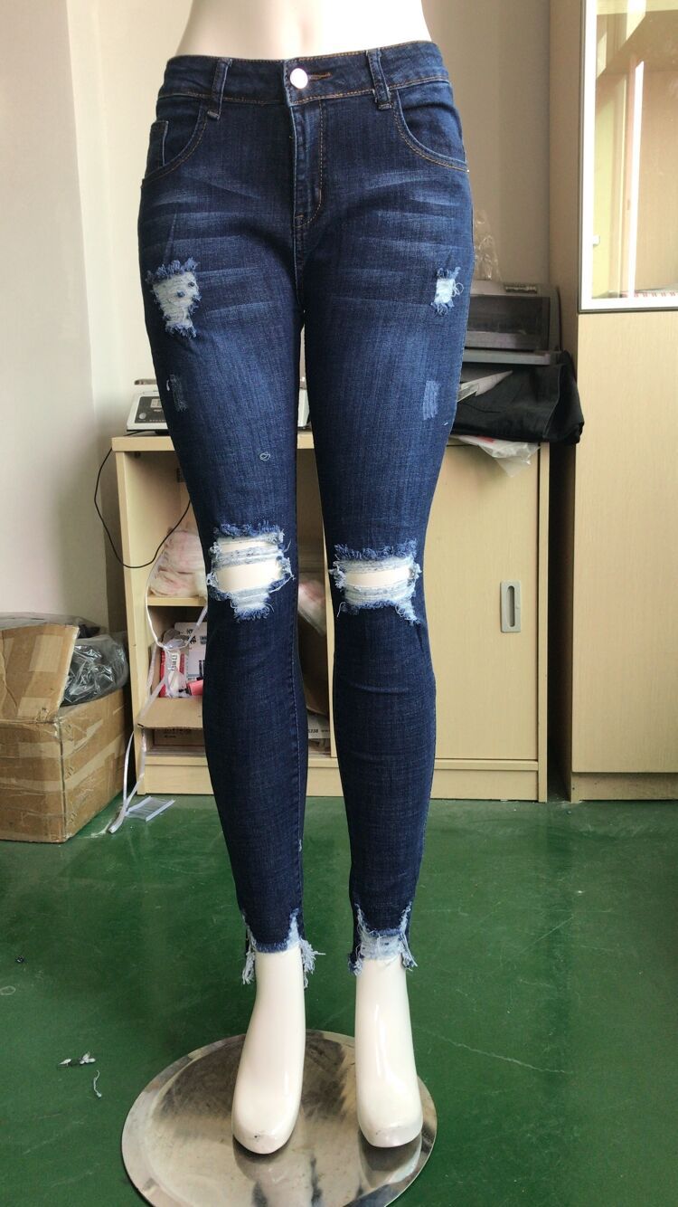 Title 8, Slim-lined slim-fit bamboo pencil jeans for wom...