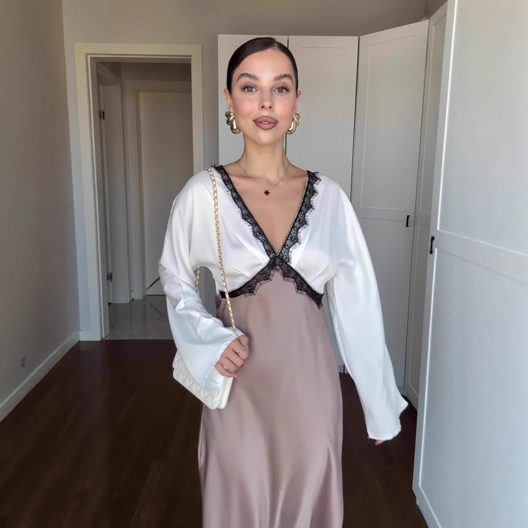 Elegant Lace Long-Sleeve Patchwork Maxi Dress