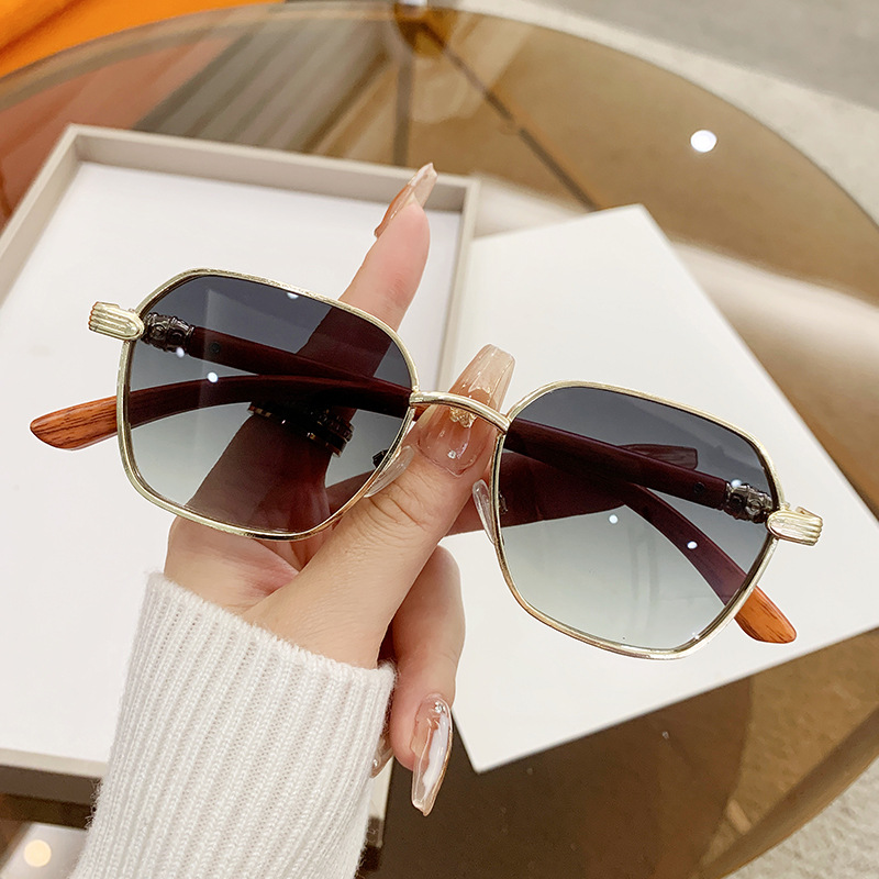 Frameless Trim Women’s Wood Grain Fashion Personality Wear Glasses