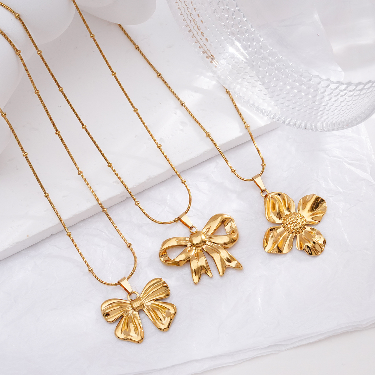 Light Luxury Design Non-fading Titanium Steel Bow Necklace