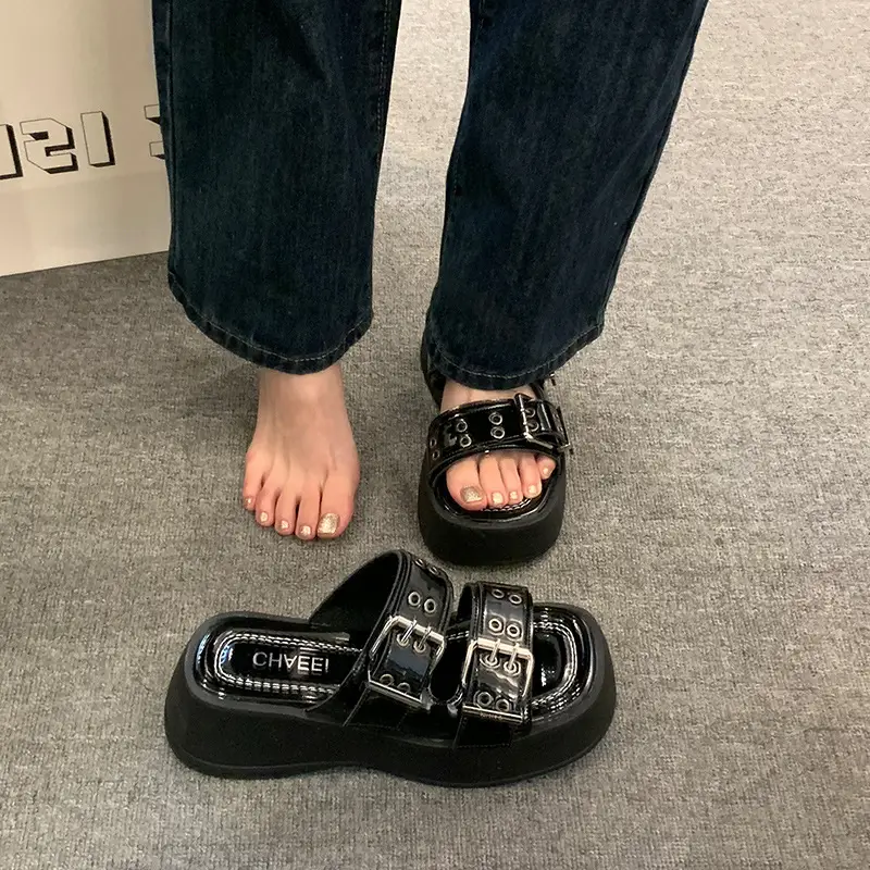 Flat Toe Ring Word Platform Slippers