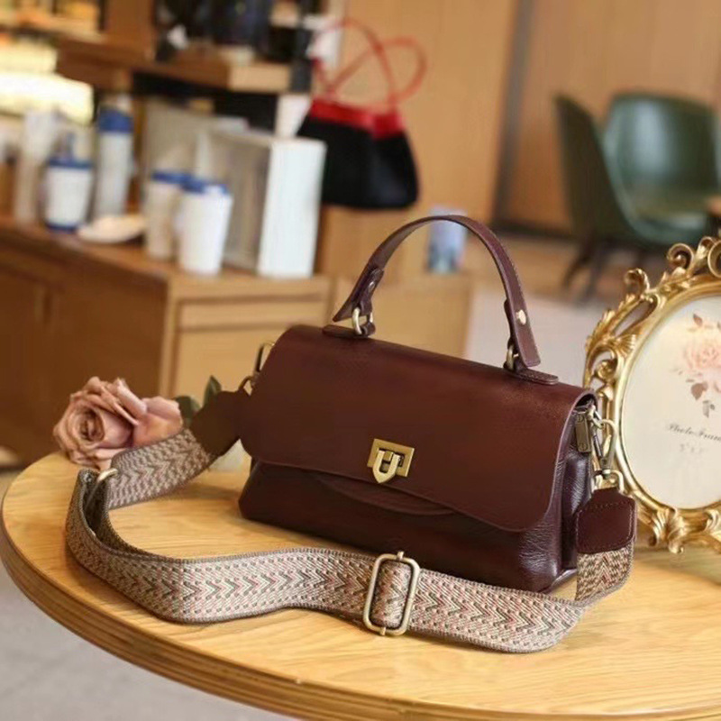 https://cf.cjdropshipping.com/quick/product/09df0bbe-82e3-4a06-9d7a-9b5710e40d21.jpg