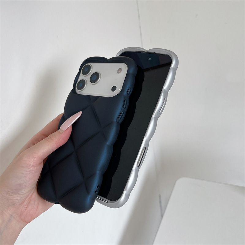 Leather Diamond Patterned Drop-proof Phone Case